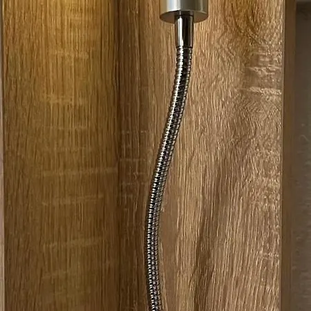 ホステル Door ティラナ
